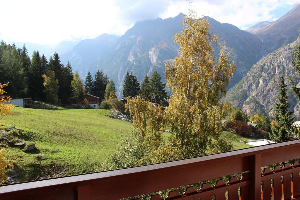 Chalet Charming Grächen Esterno foto