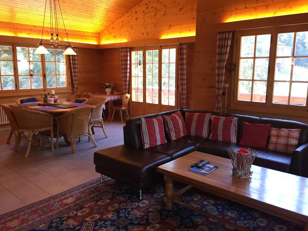 Chalet Charming Grächen Esterno foto