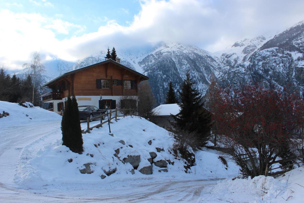Chalet Charming Grächen Esterno foto