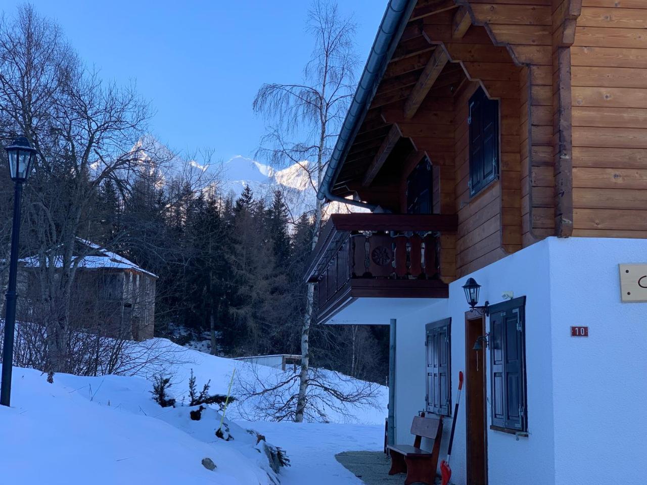 Chalet Charming Grächen Esterno foto